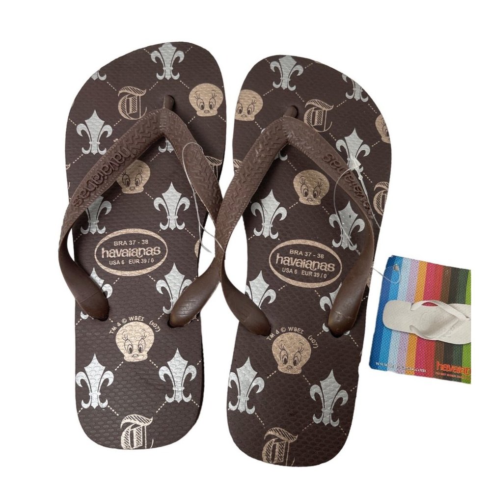 NWT TOP Havaianas Looney Tunes Tweety Flip Flops Dark Brown Women's Sz US 6 - Picture 2 of 3
